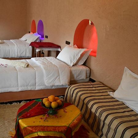 Gite D'Etape Tamaloute Bed & Breakfast Bou Tharar Bagian luar foto