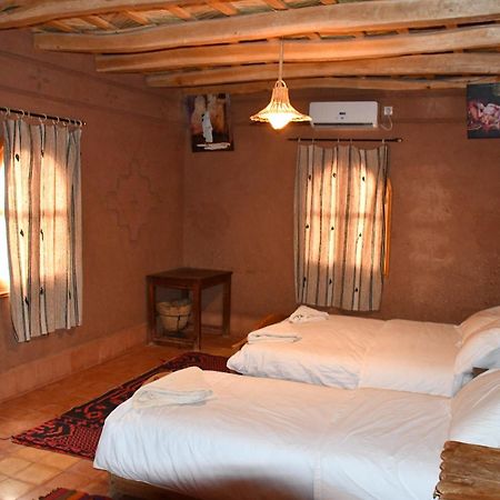 Gite D'Etape Tamaloute Bed & Breakfast Bou Tharar Bagian luar foto