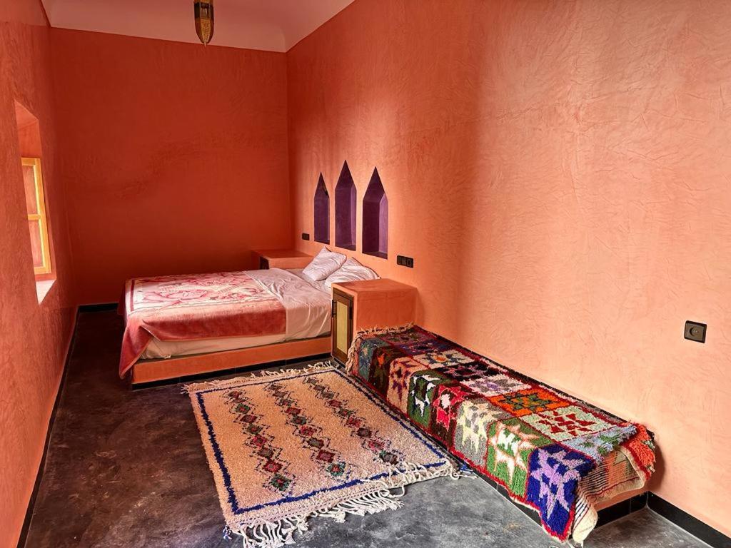 Gite D'Etape Tamaloute Bed & Breakfast Bou Tharar Bagian luar foto